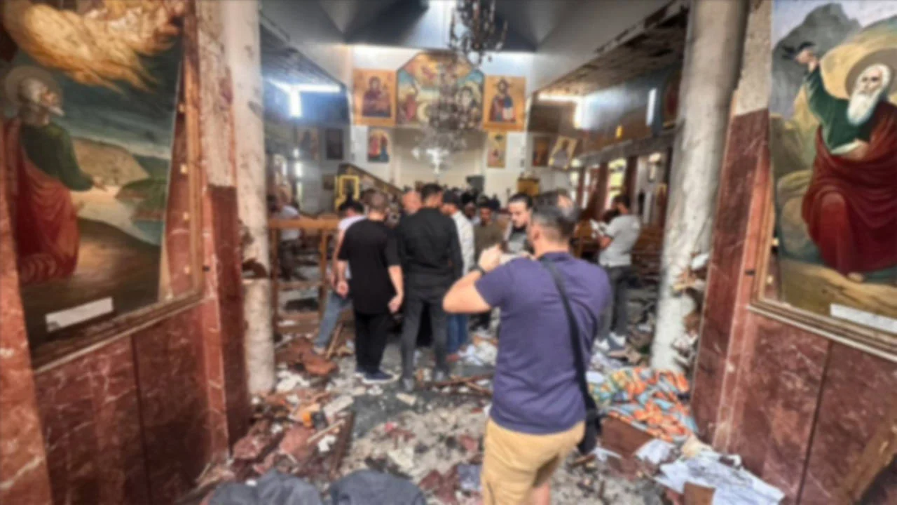 “Şam’da Hristiyan Mahallesine Hain Saldırı: Kilise Önünde Patlama, 50 Yaralı”