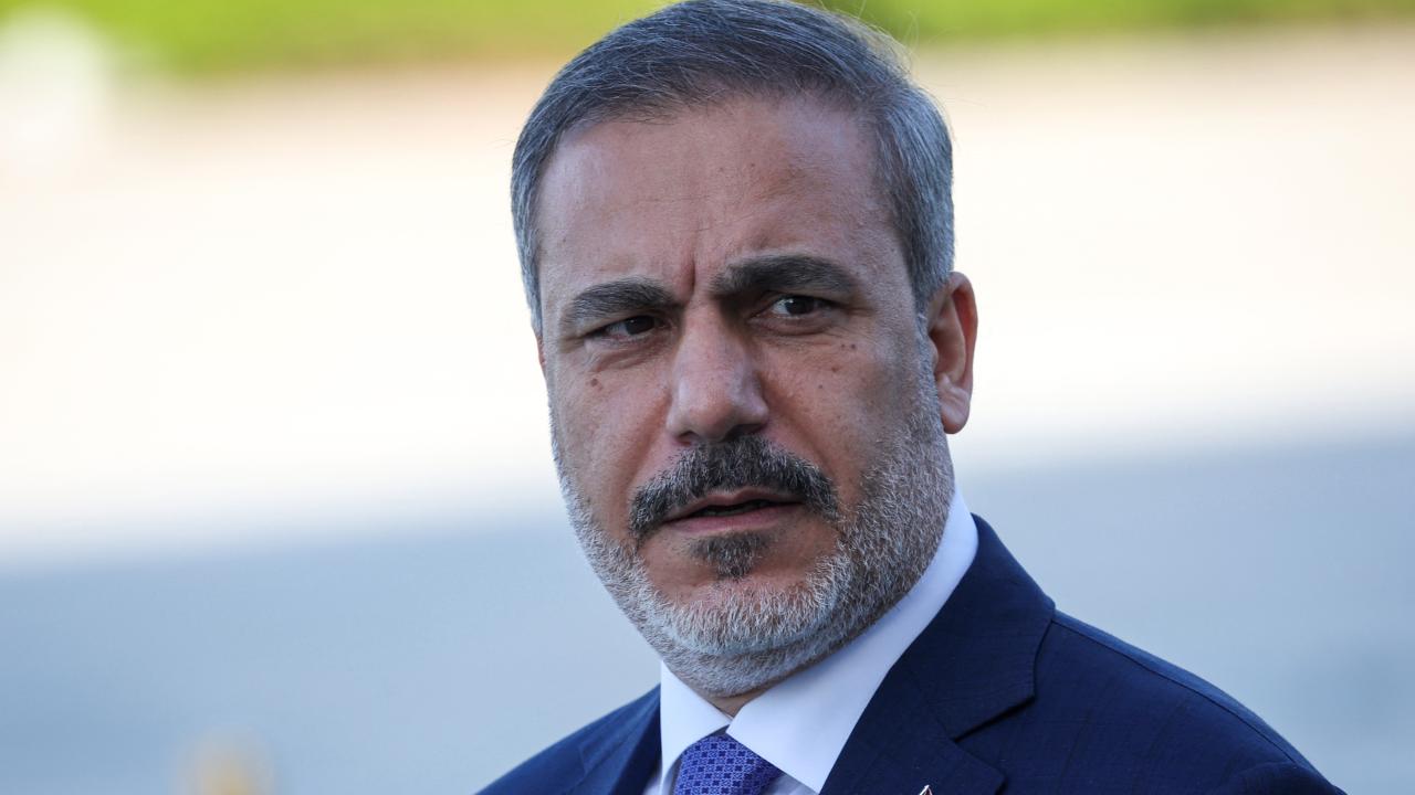 Telefonlara Gelen O Mesaj Gündem Oldu: “Sakın Sızdırmayın!”