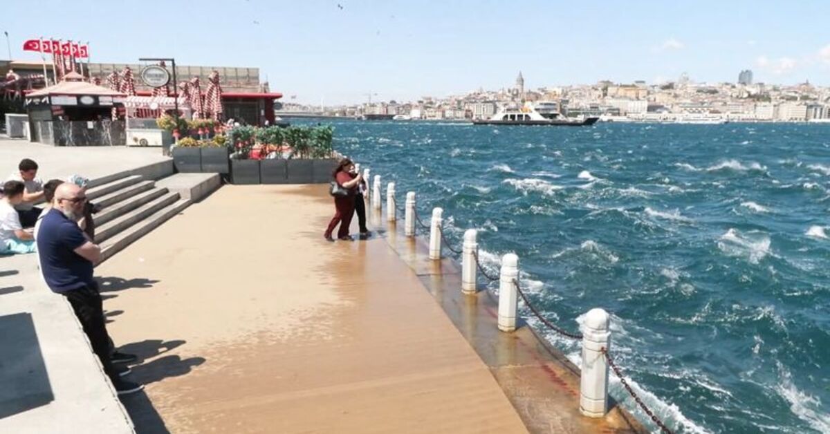 SON DAKİKA İstanbul için fırtına uyarısı! Gülhane Parkı kapatıldı Detaylar…