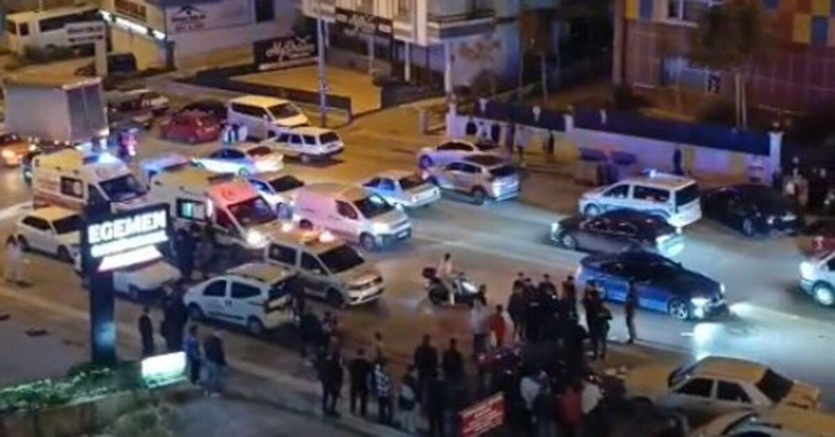 SON DAKİKA Ankara’da otomobili taşlanan sürücü bir kişiyi ezdi! O anlar kamerada Detaylar…