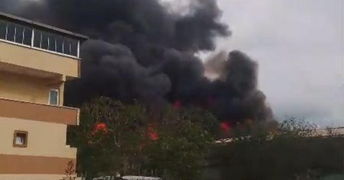 SON DAKİKA Ataşehir'de fabrika yangını! Detaylar…