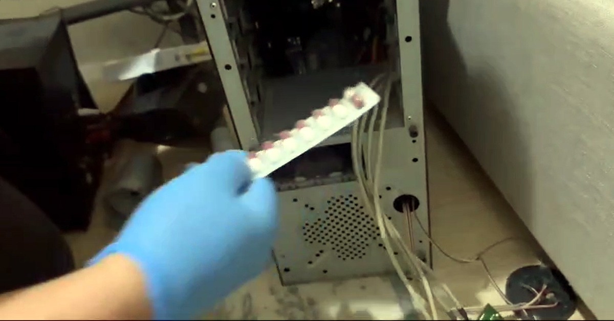 SON DAKİKA Bilgisayar kasası zula çıktı Detaylar…